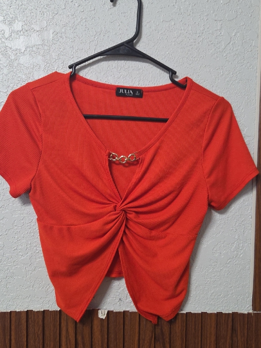 Orange Knot-Front Crop Top with Chain Accent Medium Yound Girld [0116]
